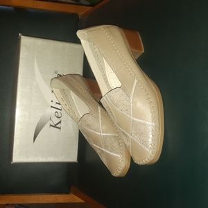 Kelidon size 39 Women's Taupe Slip On Shoes Leather